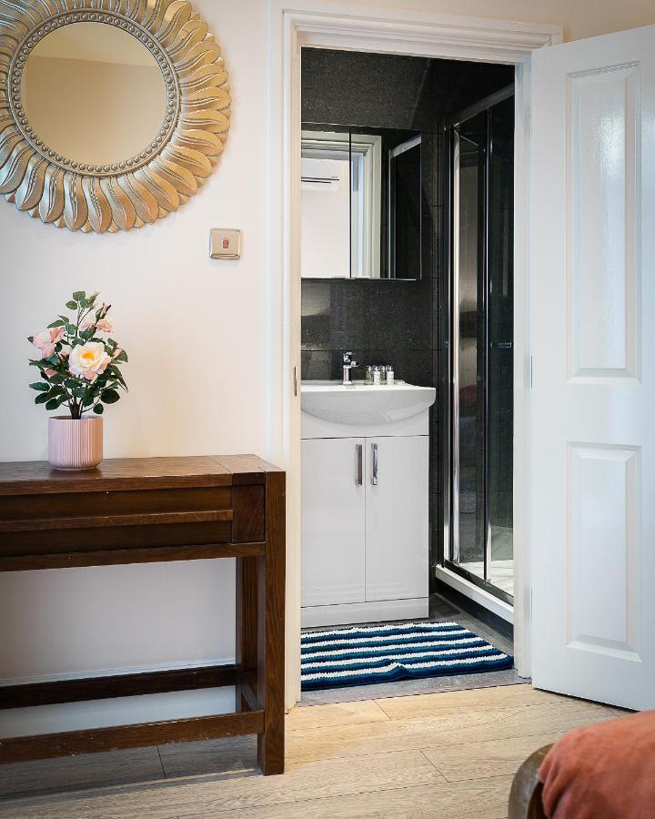 Cromwell Road Apartments ロンドン エクステリア 写真